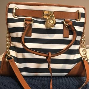 Michael Kors Striped Lock Large Navy Totes